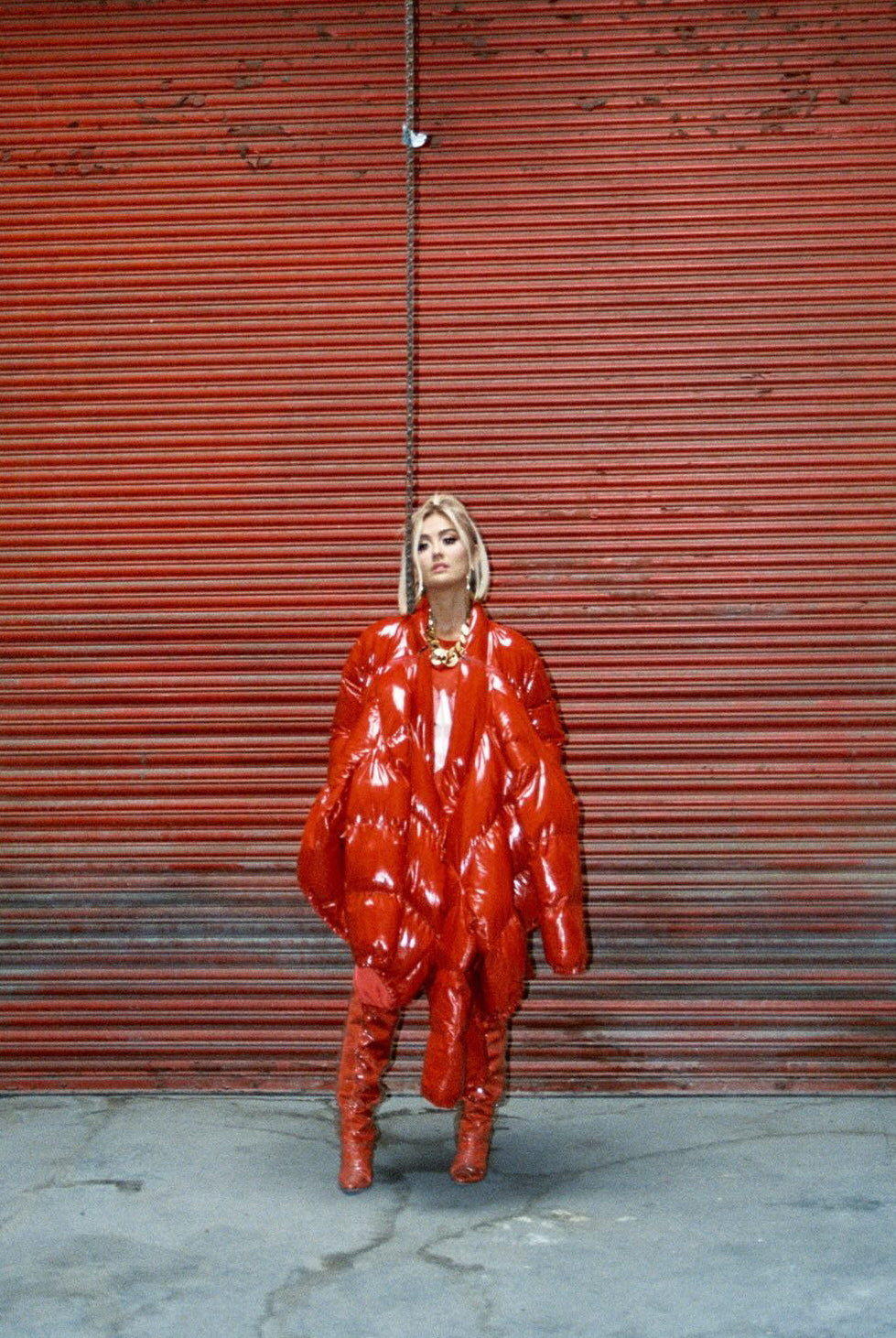 Agnez Mo wearing ATÉLIER JIVOMIR ShapeShifter Bubble Coat 'Patience' Music video PURE FUTURE FASHION REIMAGINEEVERYTHING COAT