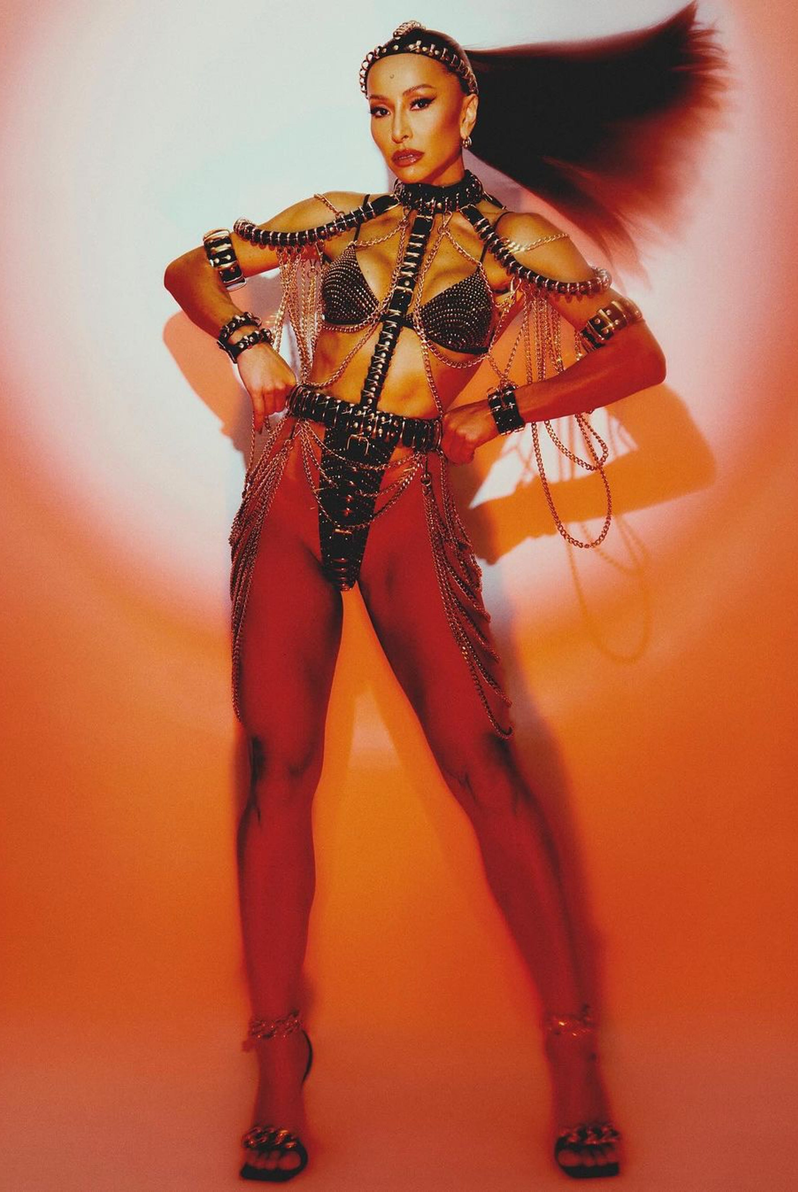Sabrina Sato Wears ATÉLIER JIVOMIR Multi Chain Harness Dress at Brazil Carnival
