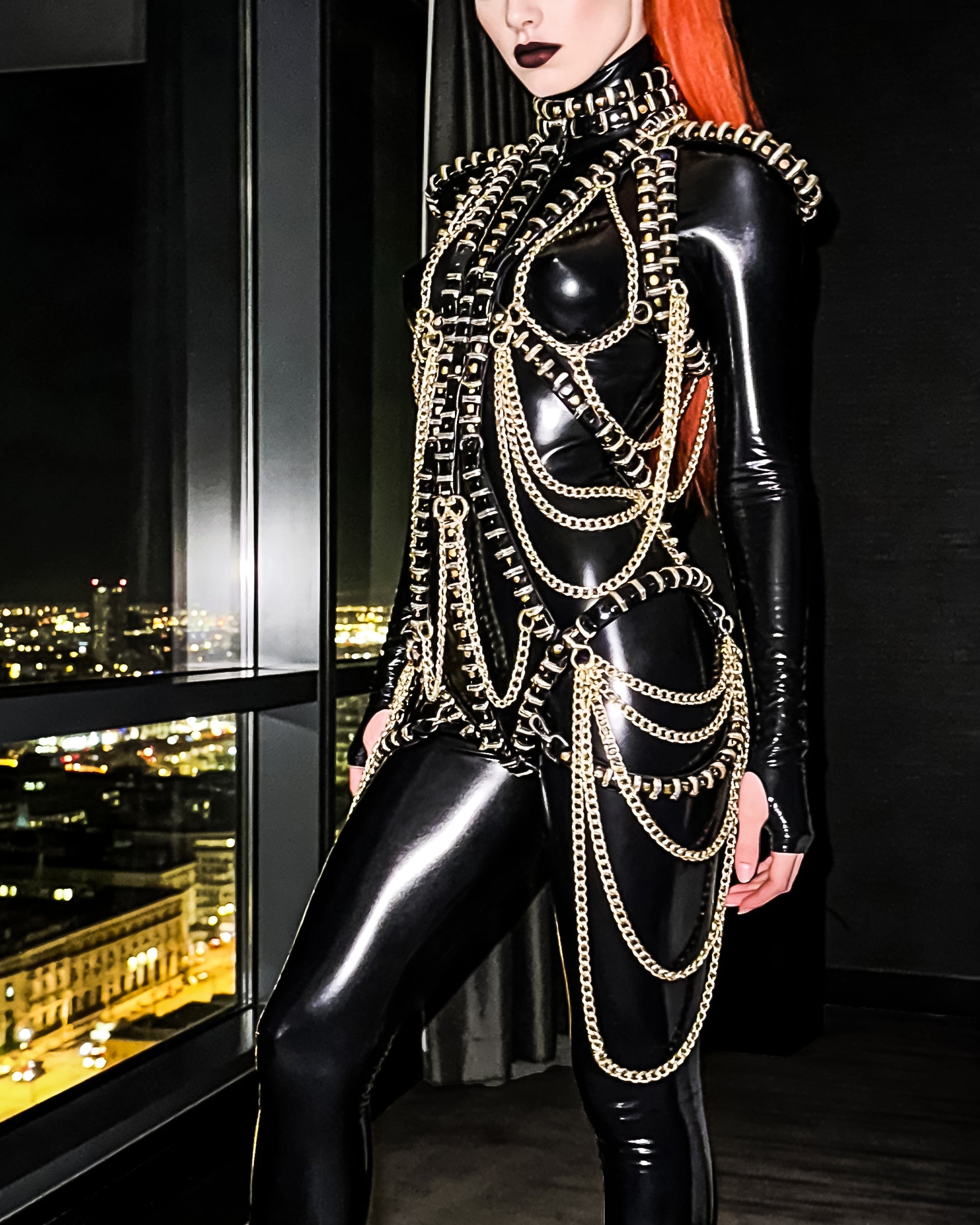 ATÉLIER JIVOMIR vegan luxury showgirl gold chain ring FASHION dress SHOWGIRL CABARET