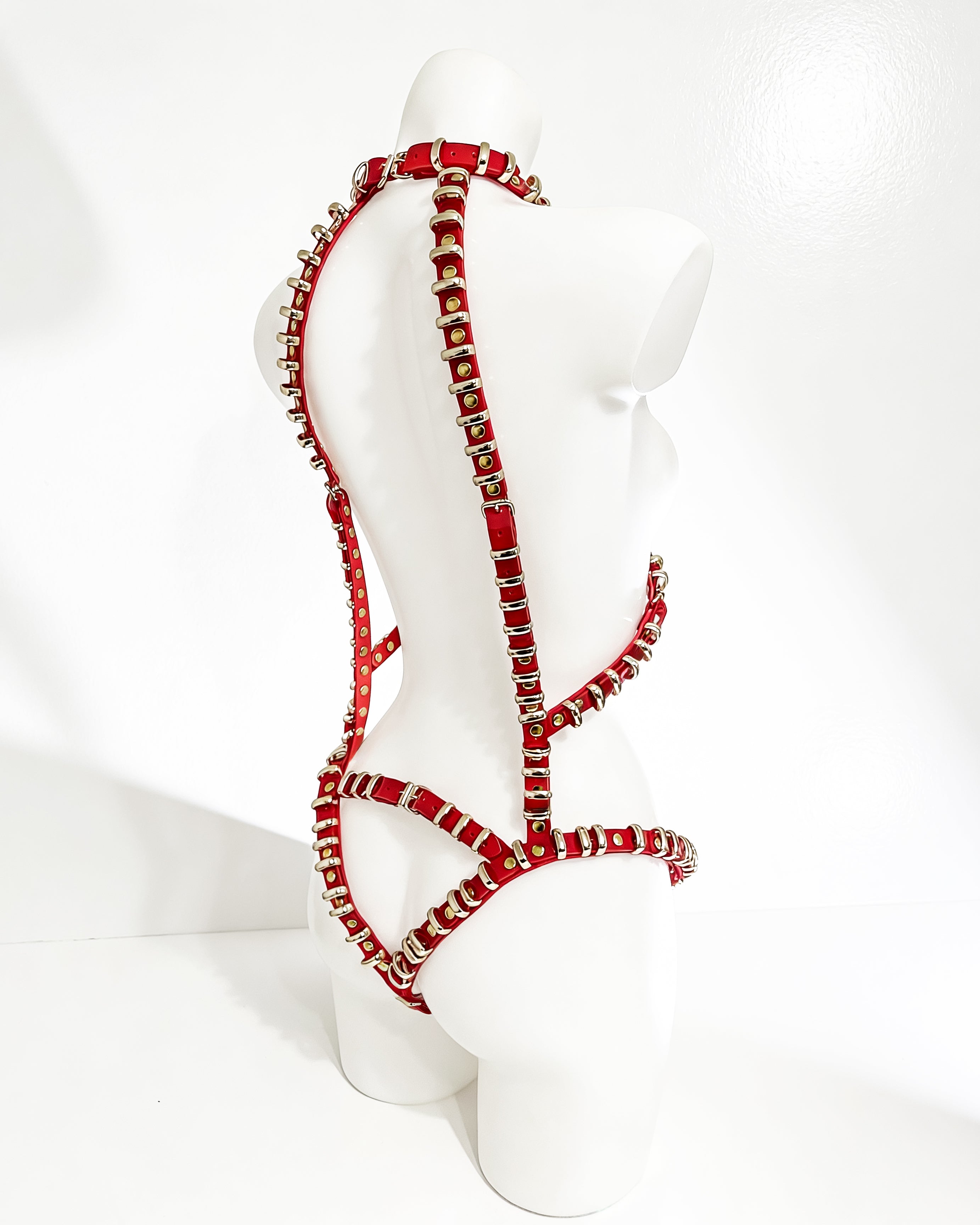 ATÉLIER JIVOMIR mini ring luxury vegan fashion hand crafted to order kink intimates accessories