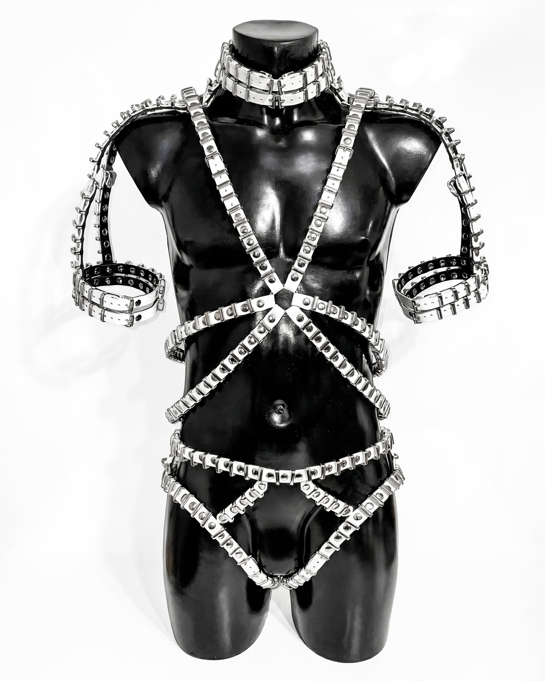 RINGS HARNESS COLLECTION ATELIER JIVOMIR VEGAN FUTURE FASHION KINK CRAFTED FUTURE LUXURY