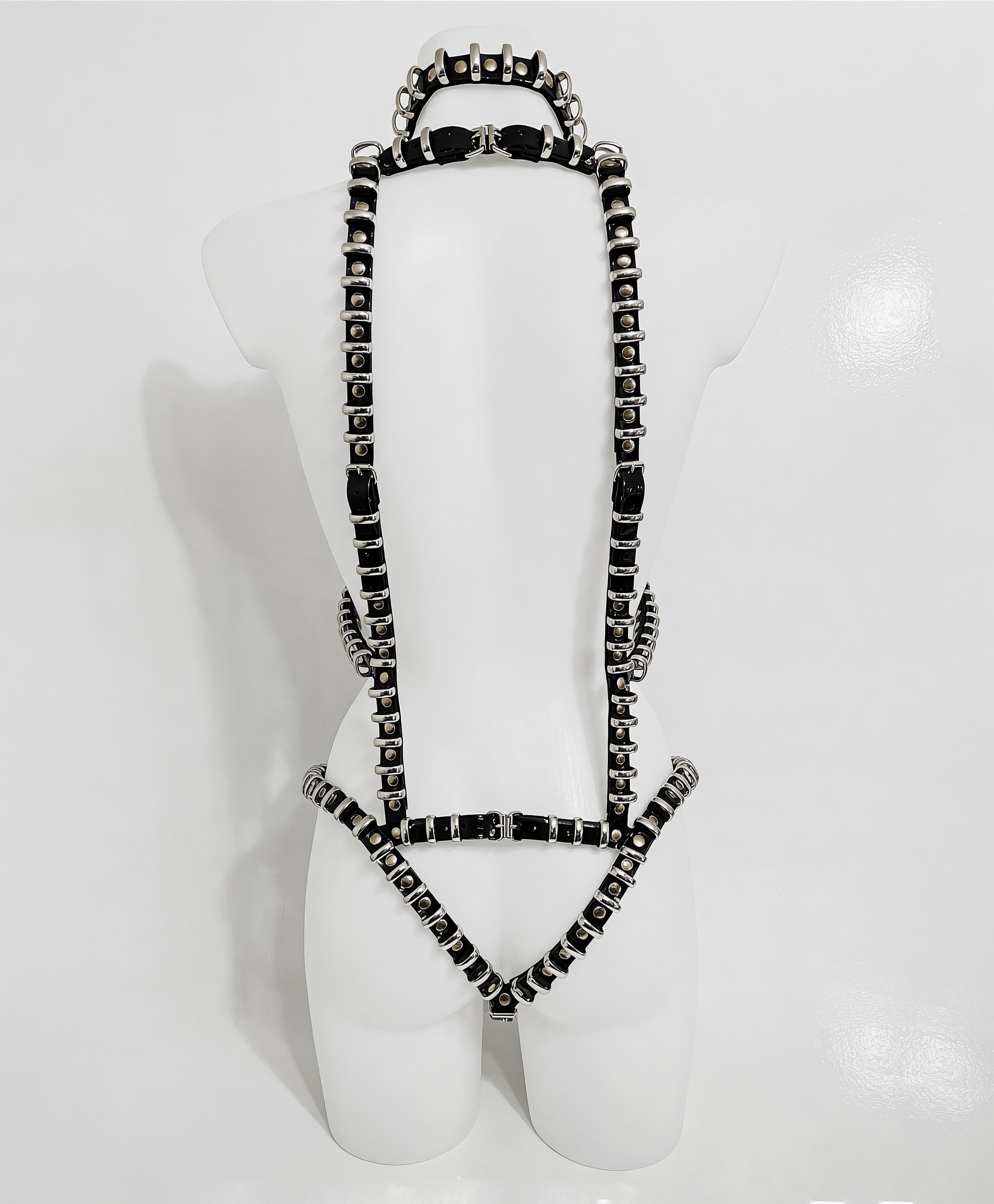 ATÉLIER JIVOMIR mini ring luxury vegan fashion hand crafted to order kink intimates accessories