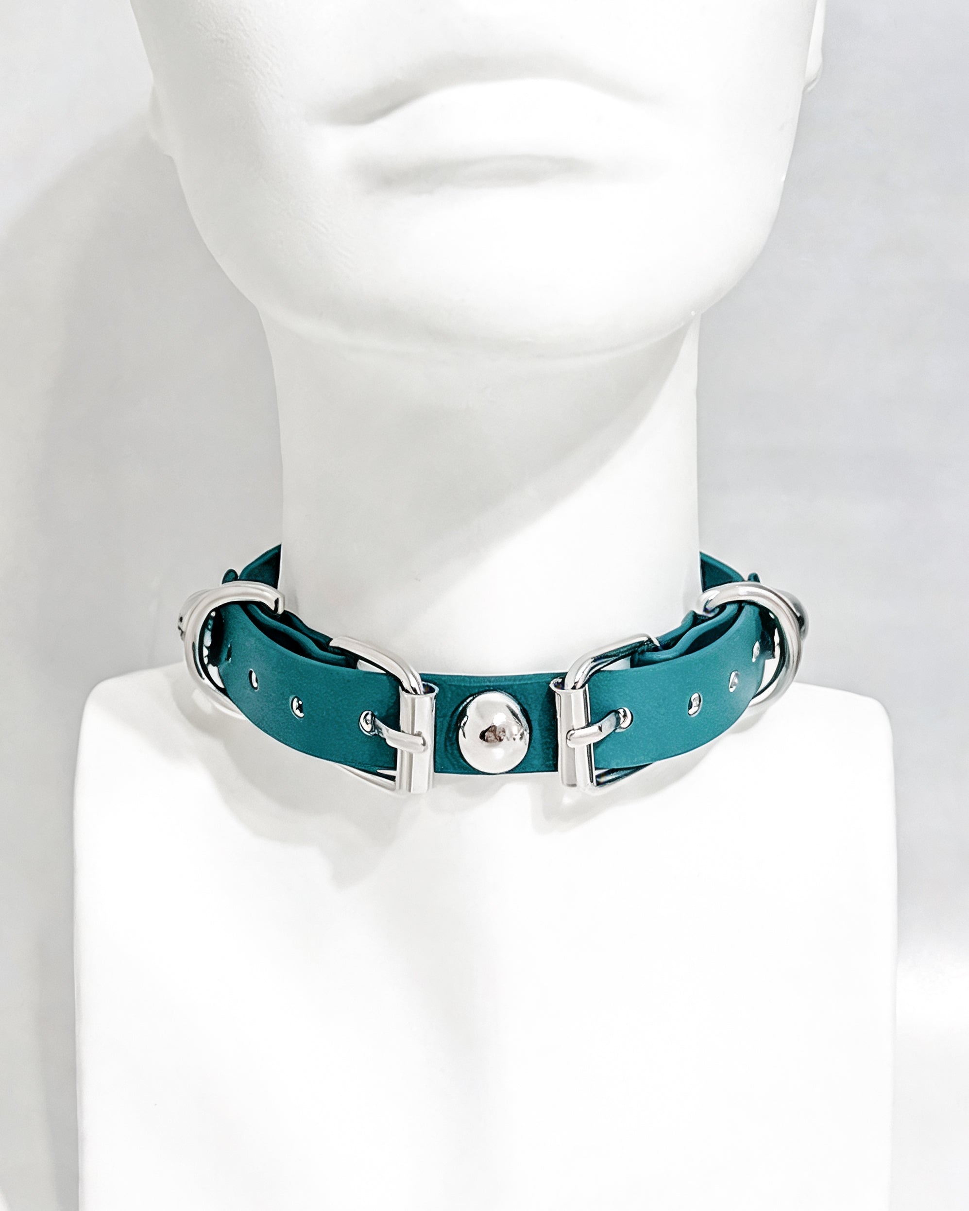 ATÉLIER JIVOMIR DOM DOG COLLAR VEGAN FASHION ACCESSORY MUST HAVE CRAFTED