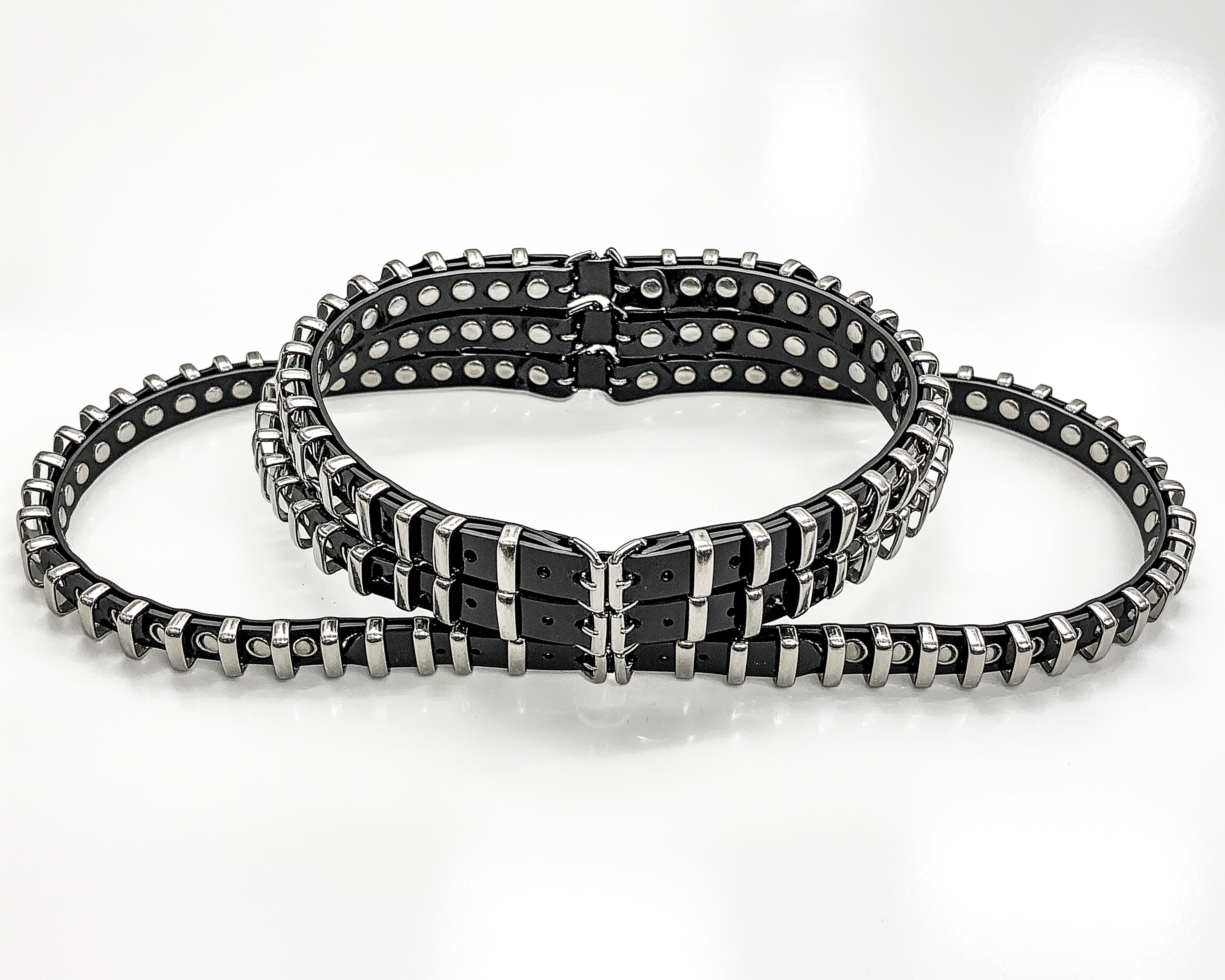 ATÉLIER JIVOMIR VEGAN VINYL ILLUSUION BELT LUXURY FASHION ACCESSORY GOLD SILVER TONE STUDDING CRAFTED COLLECTIBLE RED