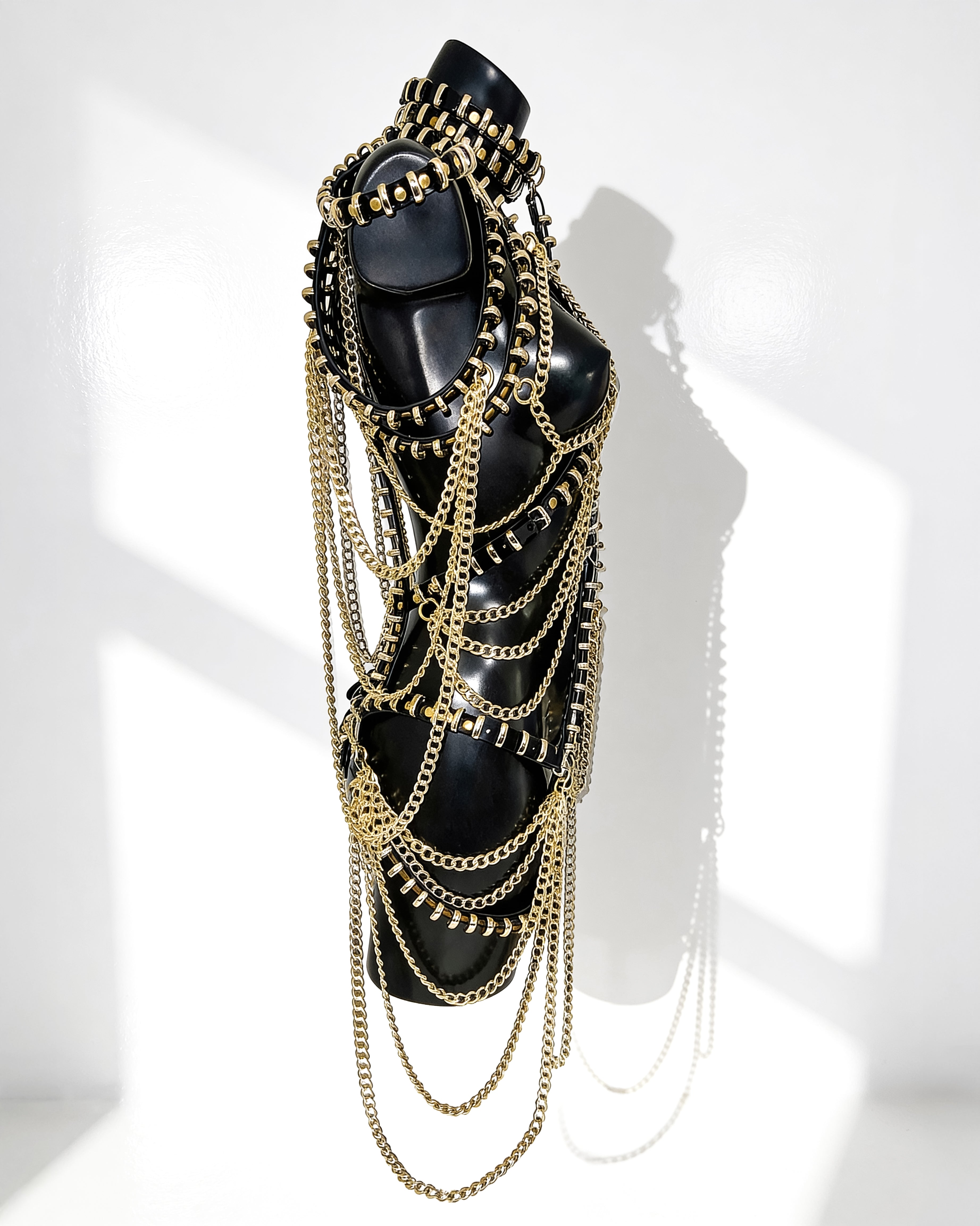 ATÉLIER JIVOMIR vegan luxury showgirl gold chain ring FASHION dress SHOWGIRL CABARET