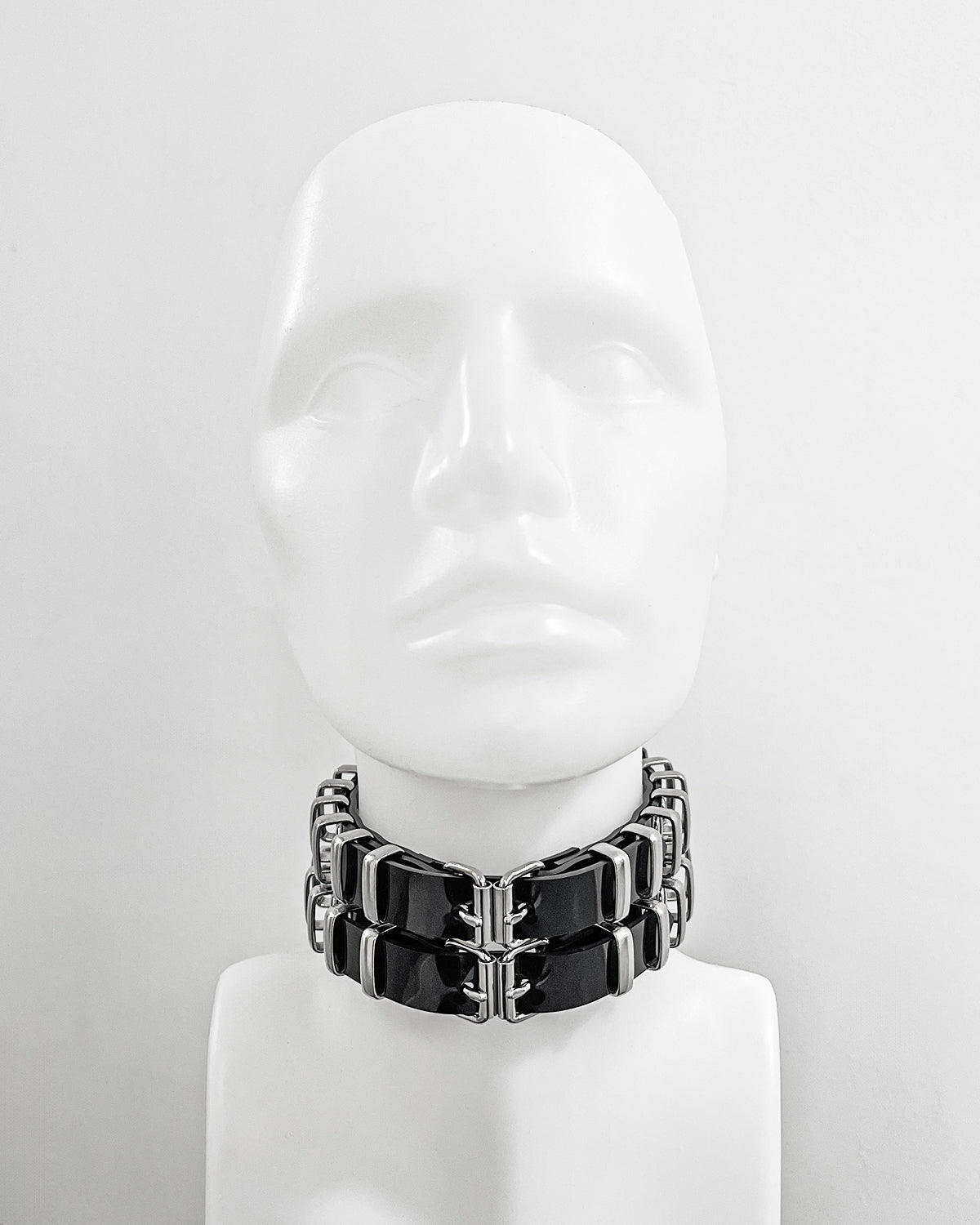 ATÉLIER JIVOMIR MINI RING COLLAR AND CUFFS LUXURY VEGAN FASHION ACCESSORIES COLLECTIBLE VINYL