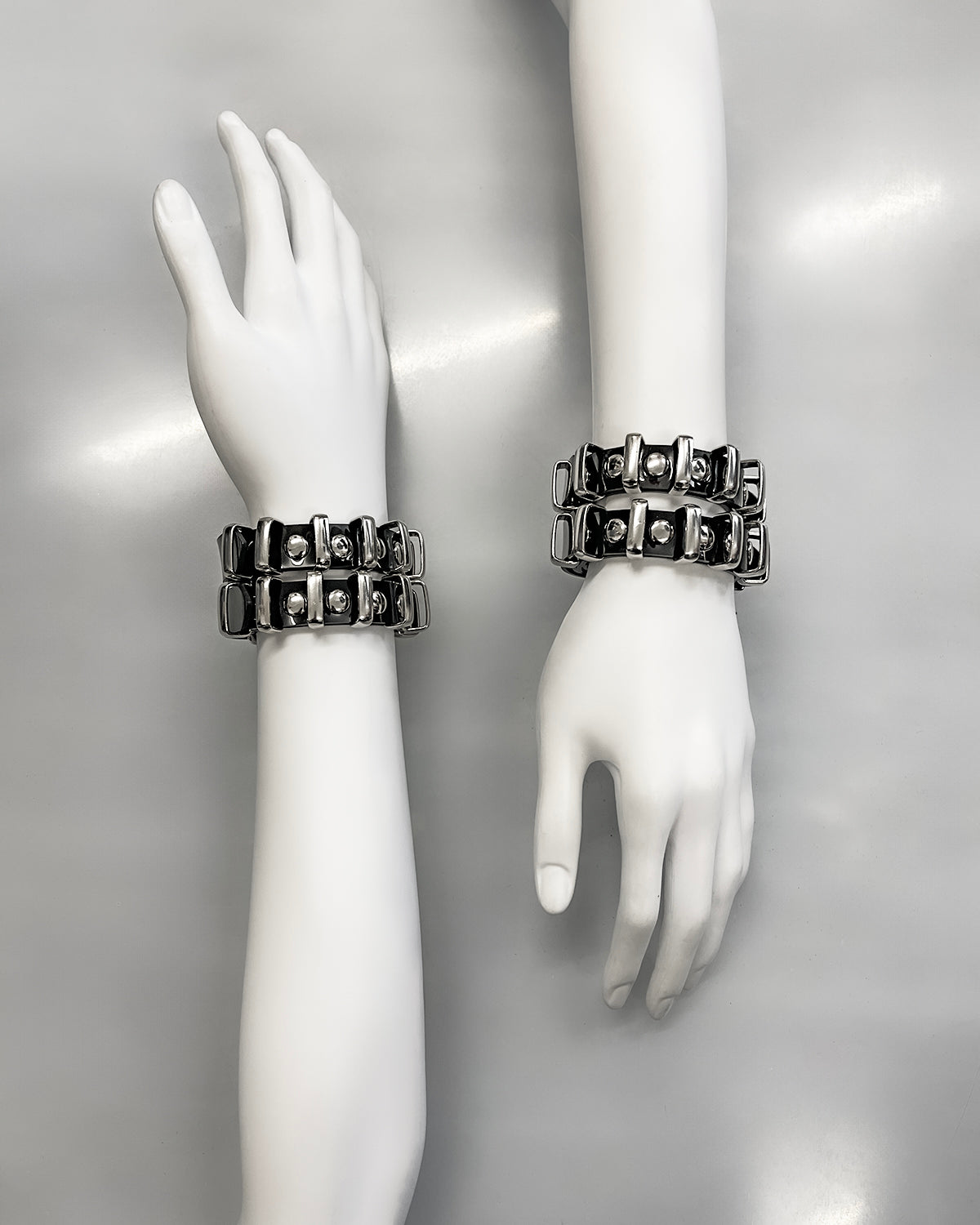 ATÉLIER JIVOMIR MINI RING COLLAR AND CUFFS LUXURY VEGAN FASHION ACCESSORIES COLLECTIBLE VINYL