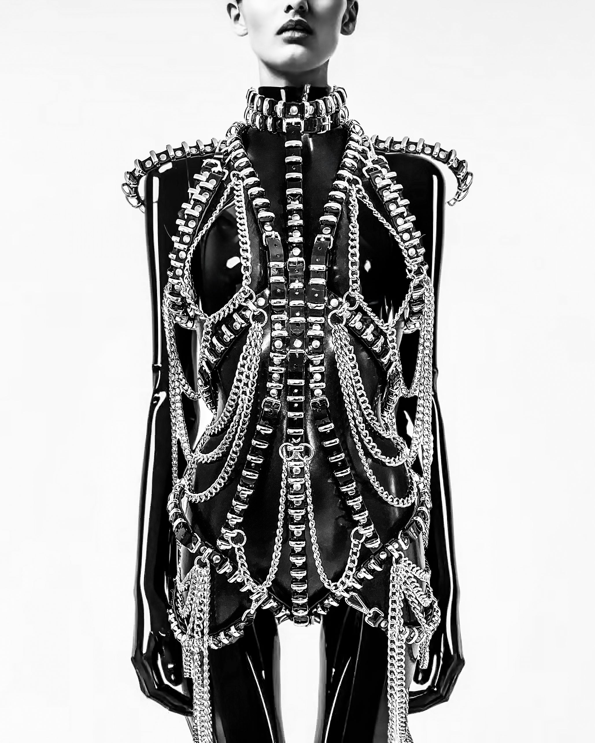 ATÉLIER JIVOMIR vegan luxury showgirl gold chain ring FASHION dress SHOWGIRL CABARET