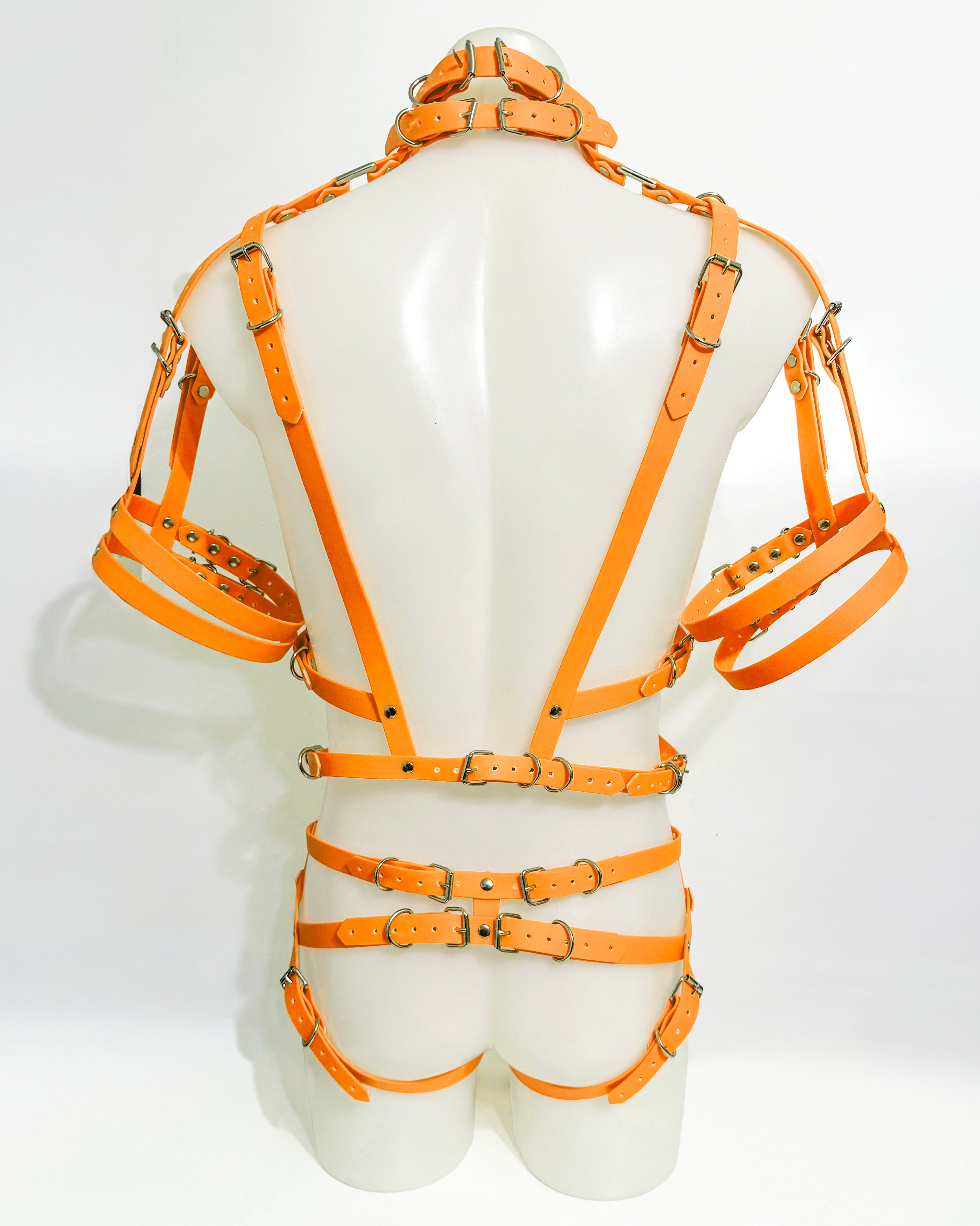 STRAPPE BIO HARNESS COLLECTION ATELIER JIVOMIR VEGAN FUTURE FASHION KINK CRAFTED FUTURE LUXURY