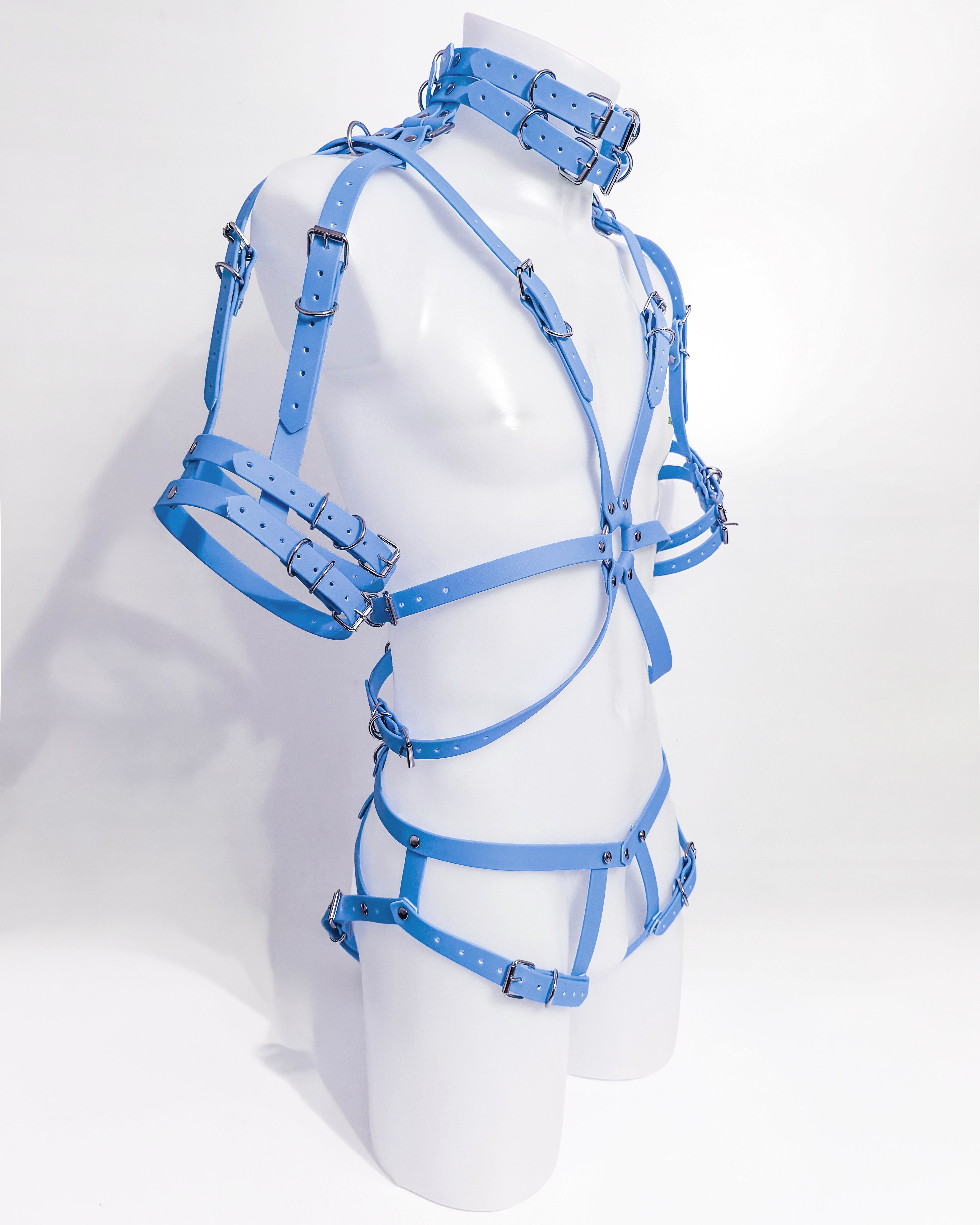 STRAPPE BIO HARNESS COLLECTION ATELIER JIVOMIR VEGAN FUTURE FASHION KINK CRAFTED FUTURE LUXURY
