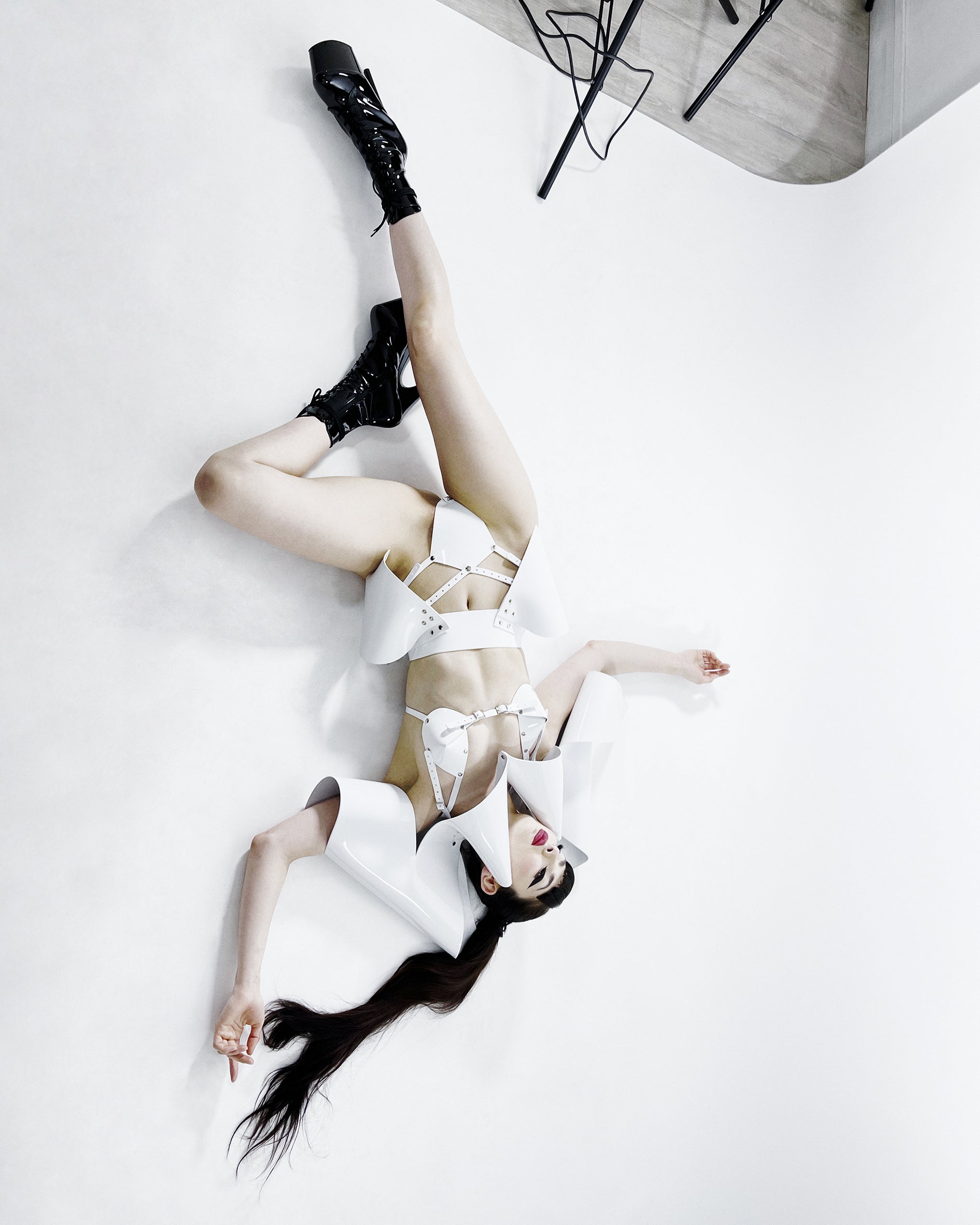 ATÉLIER JIVOMIR V POINT SET LUXURY VEGAN FASHION AVANT-GARDE KINK LINGERIE STATEMENT INTIMATES CRAFT WHITE SEVERINE