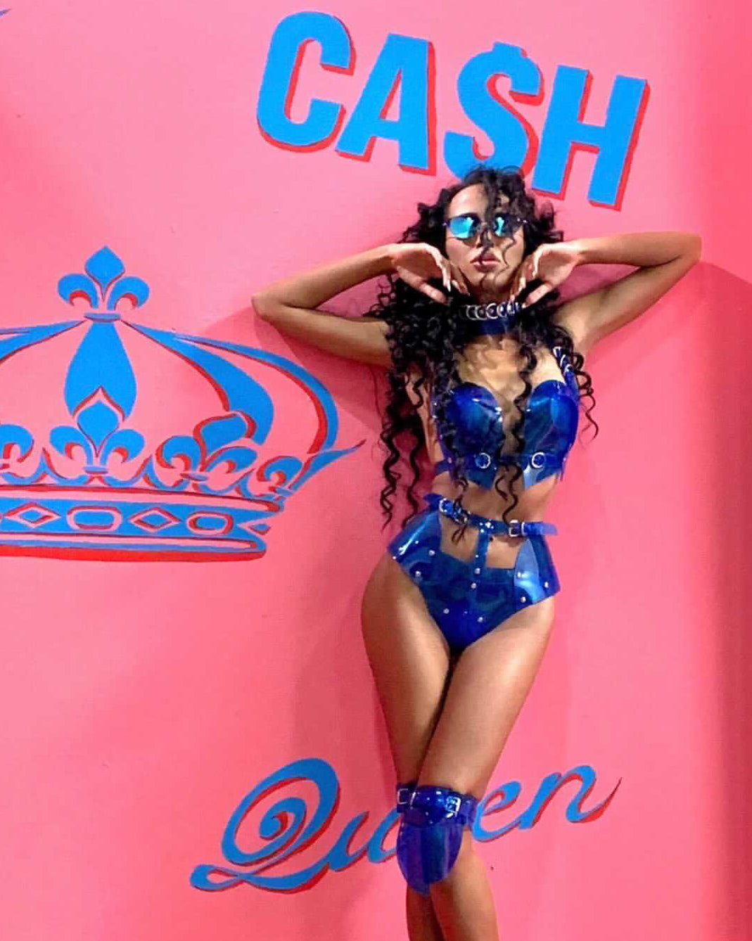 Tsvetina Official wearing Jivomir Domoustchiev Clear Blue Hipster Set