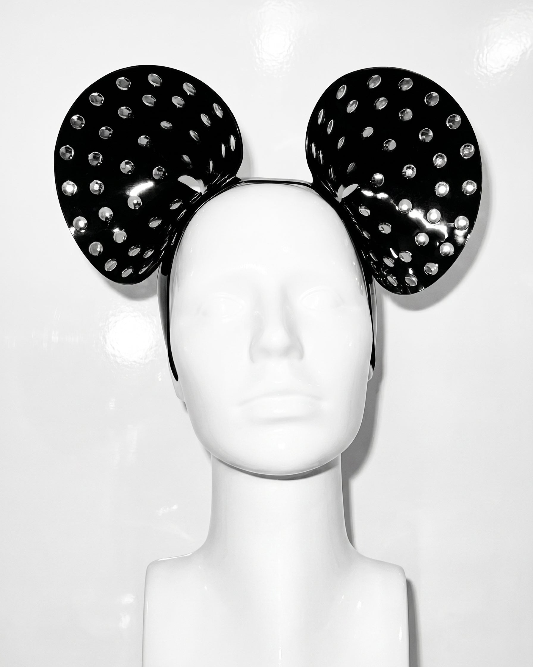 ATÉLIER JIVOMIR LUXURY VEGAN FASHION AND ACCESSORIES STUDDED HEABAND