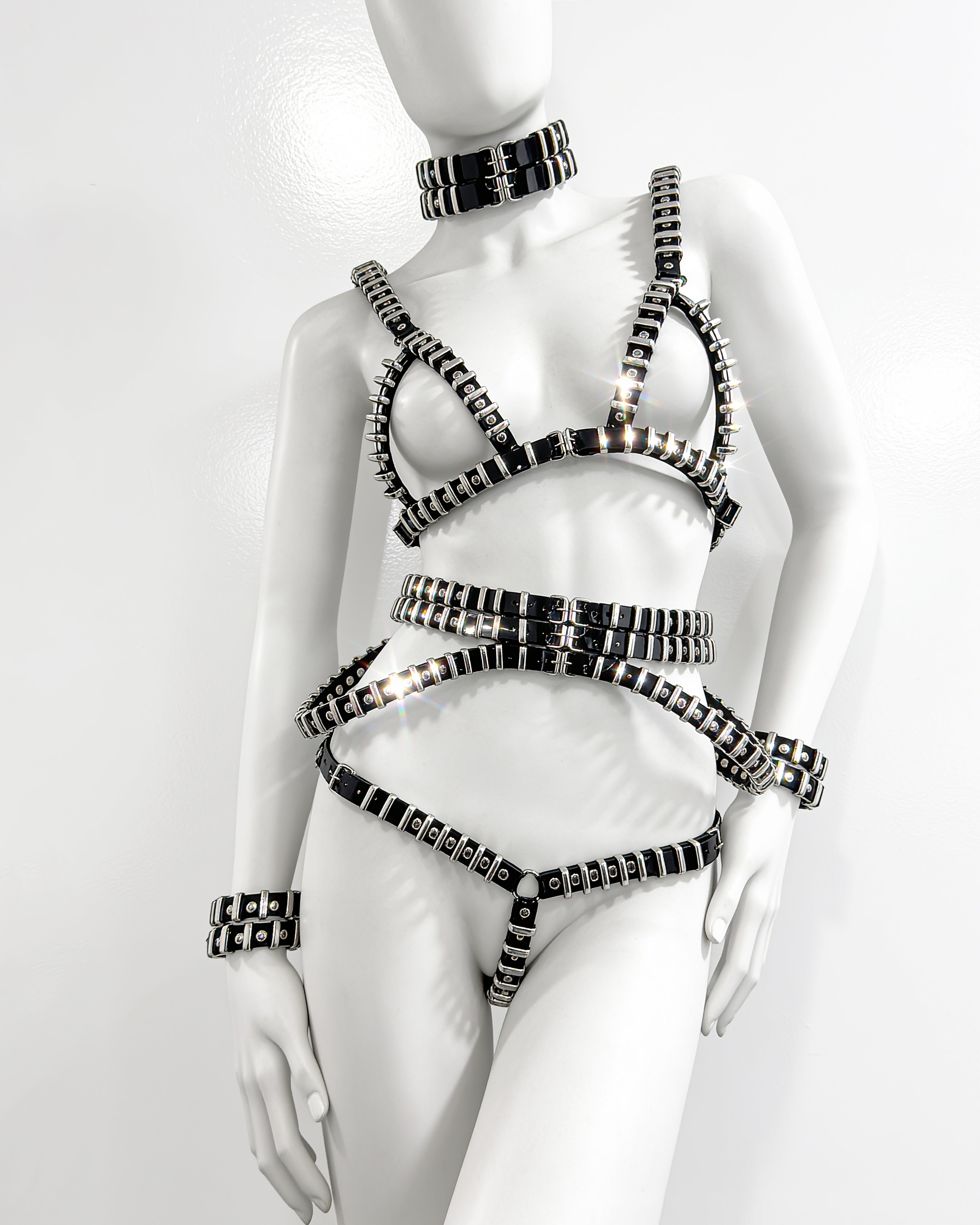 ATÉLIER JIVOMIR LUXURY VEGAN HAND CRAFTED MINI RING HARNESS KINK INTIMATES LINGERIE HARNESS BRA KNICKER SETS 