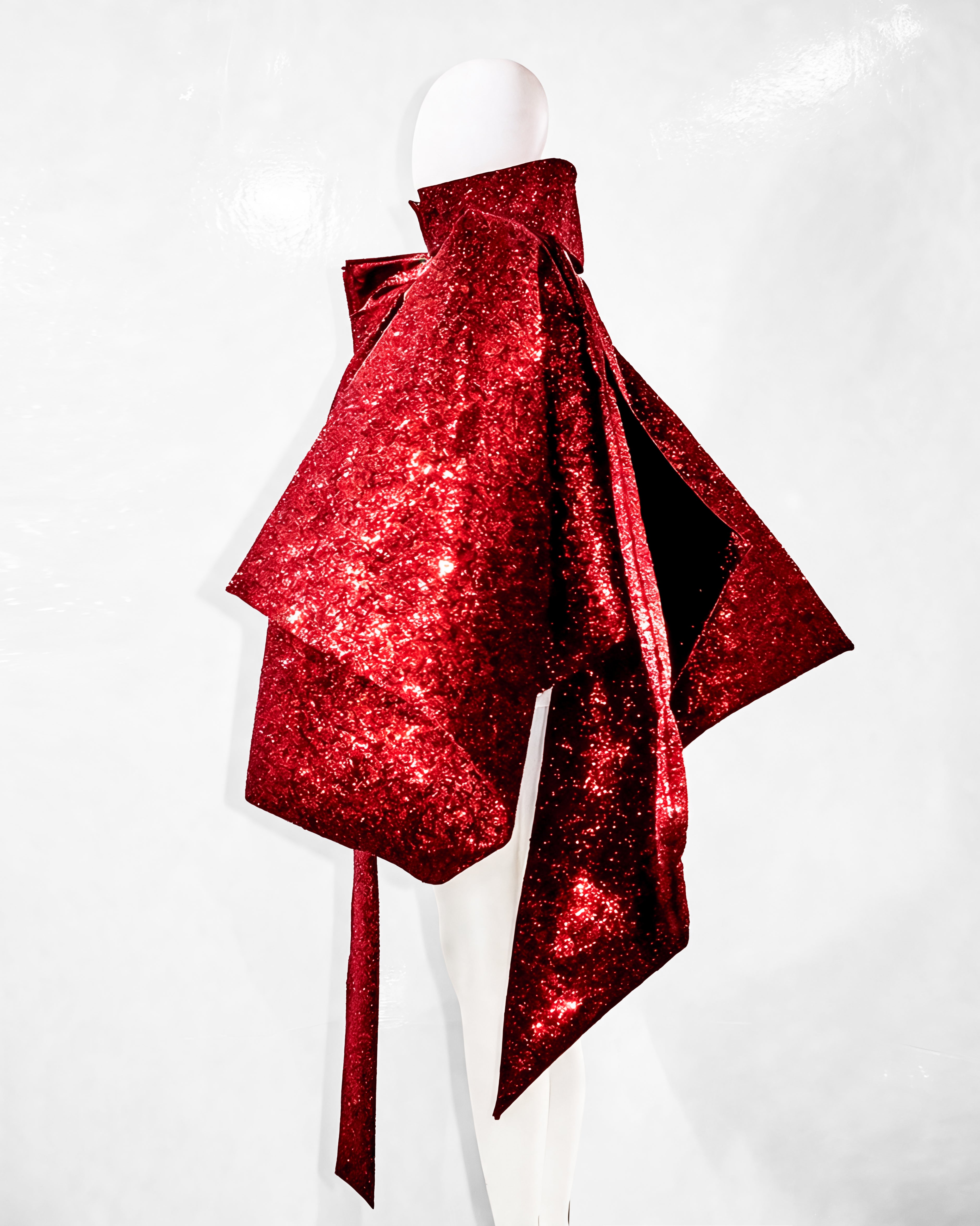 ATÉLIER JIVOMR STAR VINYL SCULPTURE GLITTER COAT JACKET AVANT GARDE red