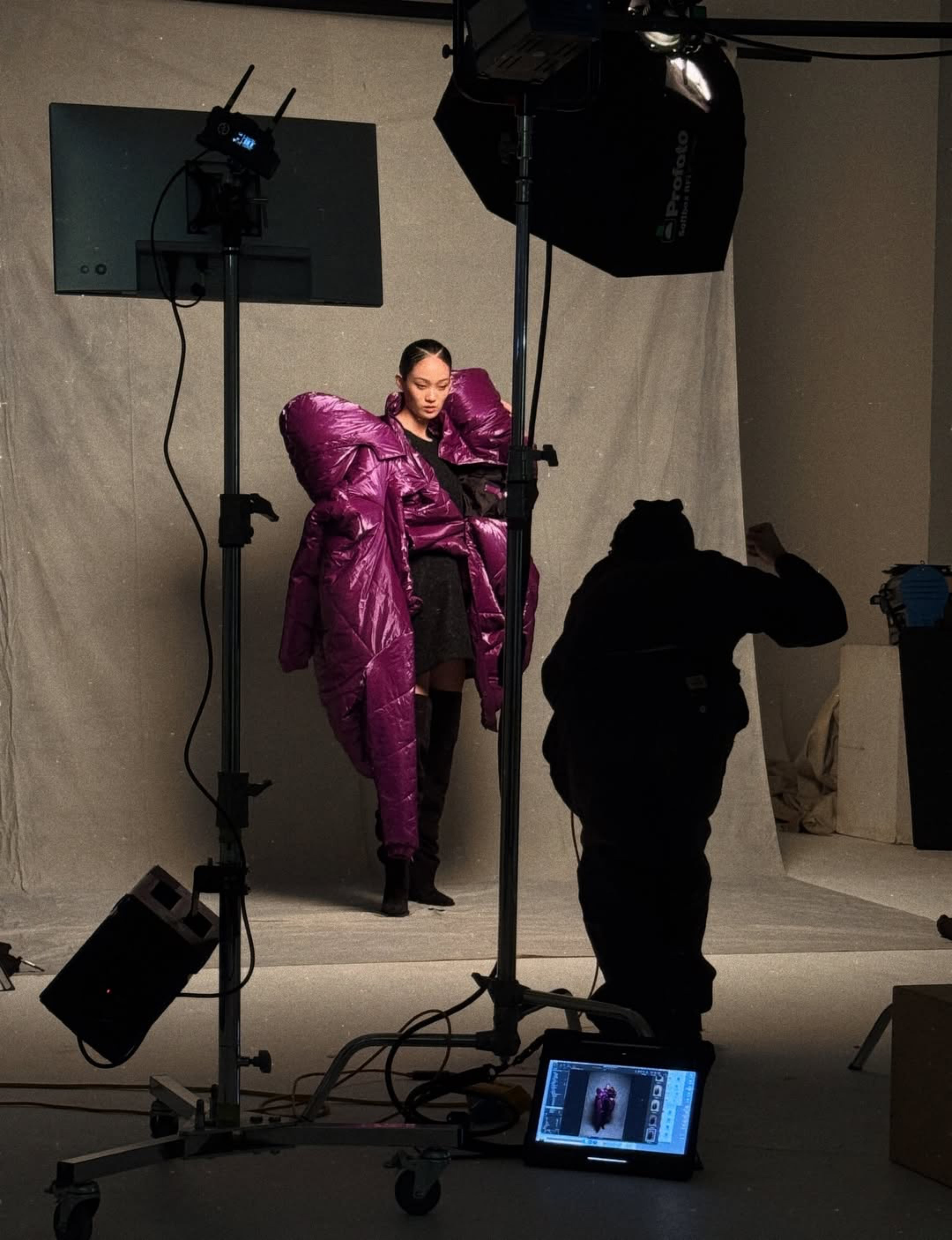 ATÉLIER JIVOMIR WEARABLE SCULPTURE BUBBLE PUF AVANT GARDE COAT REPURPOSED ALLURE MAGAZINE SUPERMODEL