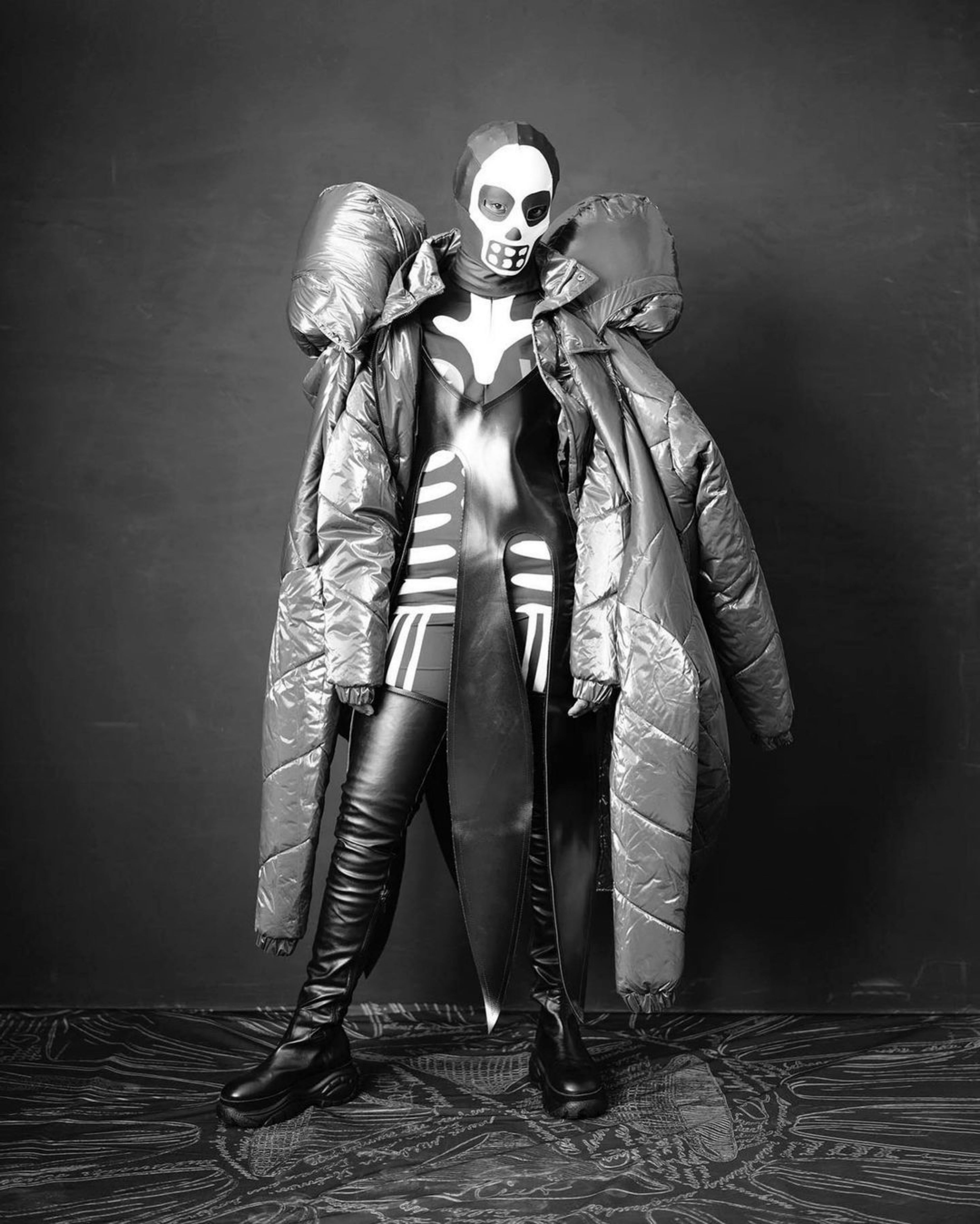 ATÉLIER JIVOMIR WEARABLE SCULPTURE BUBBLE PUF AVANT GARDE COAT REPURPOSED MICHELLE ELLE STYLED BY SASA 